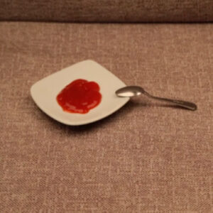 czyszczenie plam-ketchup-24h