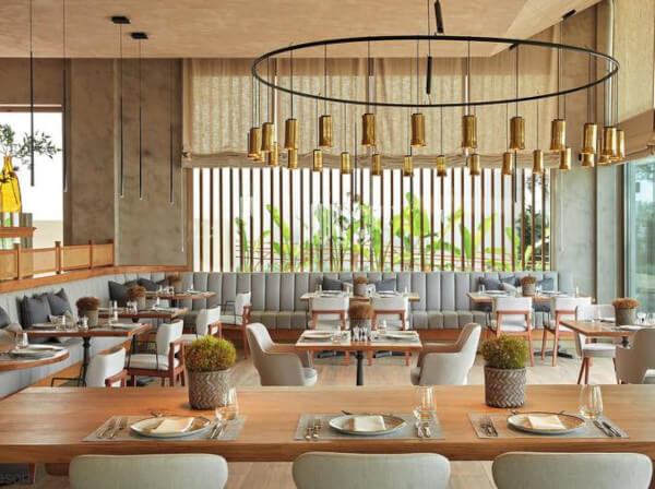 Projectos de contratos hoteleiros